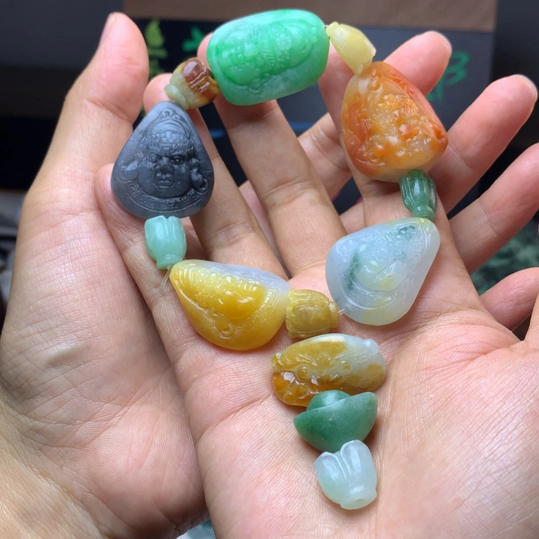 定制翡翠未镶嵌3***℃翡翠