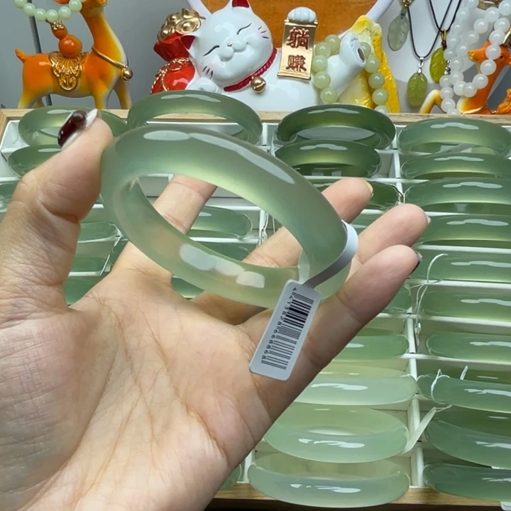 草***敬岫玉未镶嵌手镯岫玉