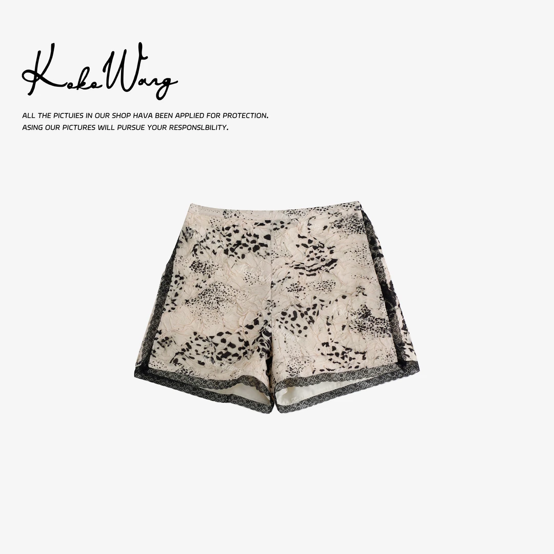 KOKO WANG夏季时尚真丝醋酸蕾丝拼接显瘦百搭休闲短裤N5705G01K41