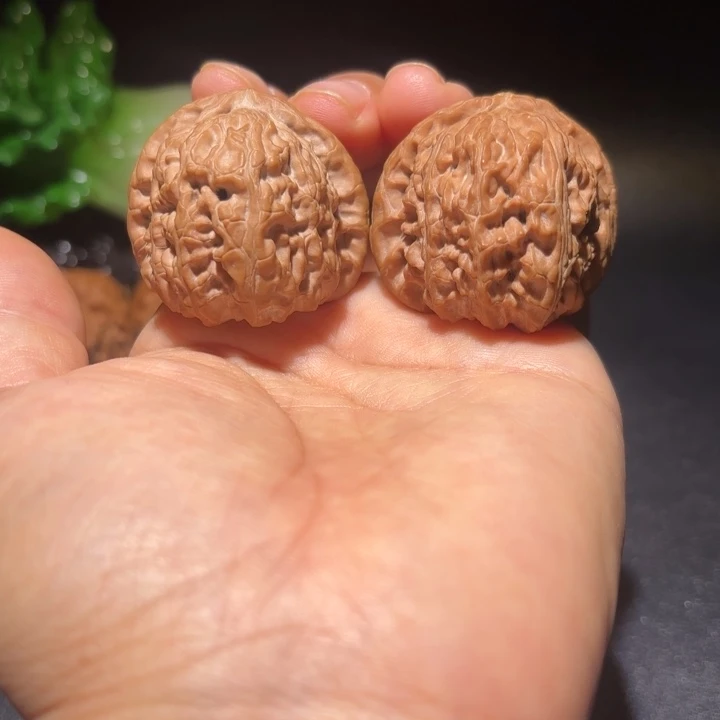 吊坠文玩核桃文玩核桃吊坠白狮子38