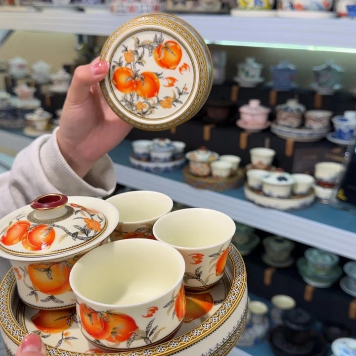 当代艺术展等活动的