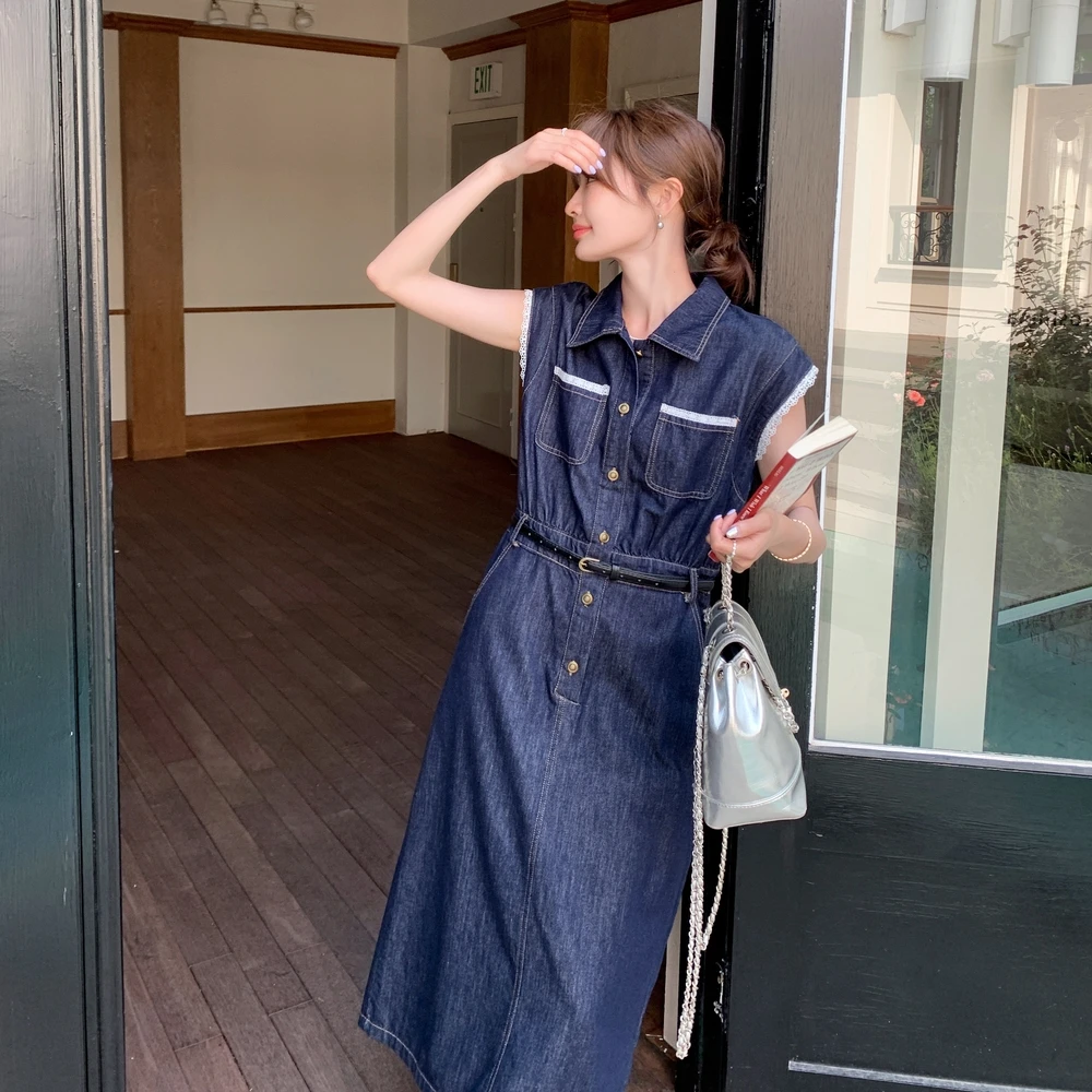 藏青色港风复古时尚连衣裙女2025初夏新款高级感蕾丝拼接无袖长裙