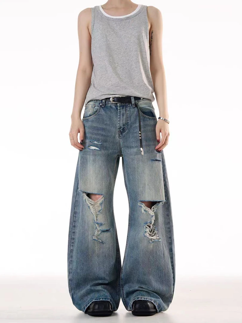 WILDPIN美式高街破洞水洗做旧蓝色弯刀牛仔裤男女设计感宽松裤子