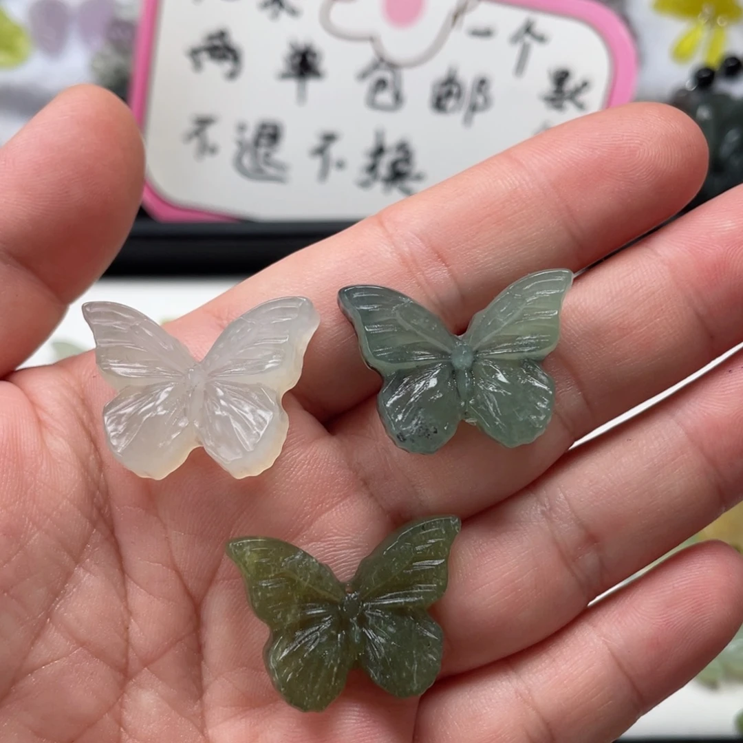 小***珠蛇纹石玉未镶嵌颈饰