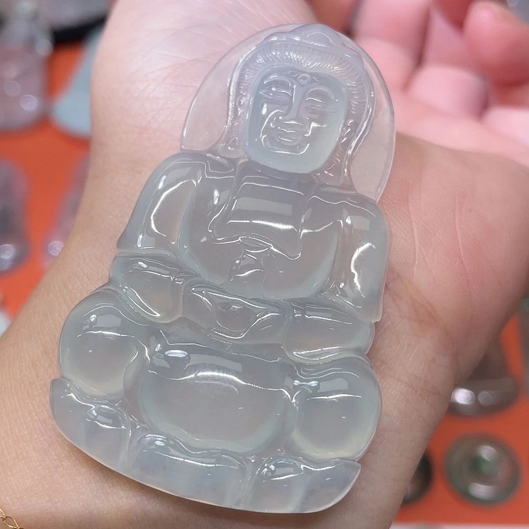 颈饰未镶嵌翡翠正装观音