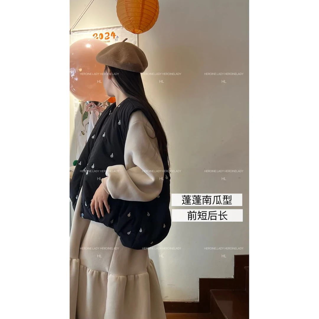 【黑色气球】HL秋冬宽松慵懒休闲百搭可爱刺绣短款时尚加棉马甲