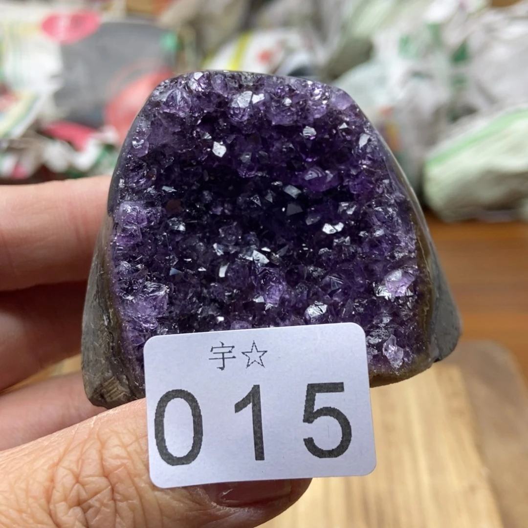 紫晶天然水晶摆件未镶嵌
