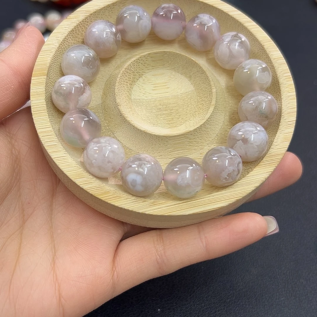 玛瑙/玉髓手镯未镶嵌靜****?