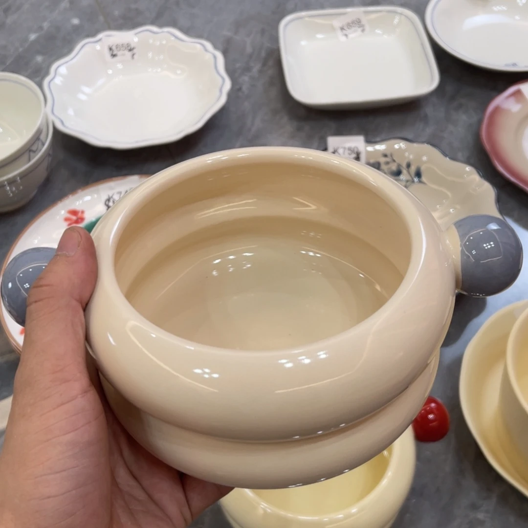 陶瓷微瑕餐具介意勿拍，满18飞！