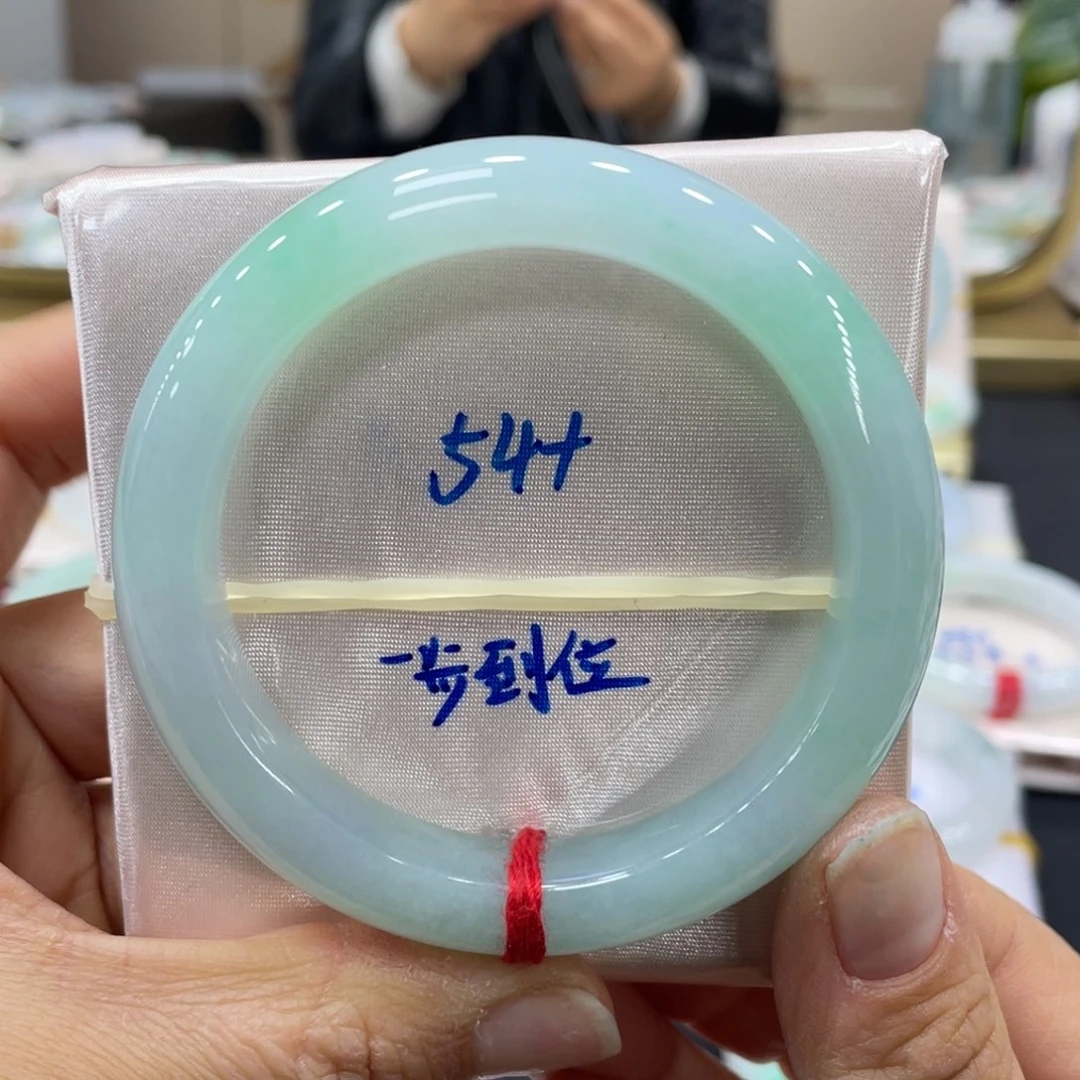 未镶嵌手镯翡翠翡翠