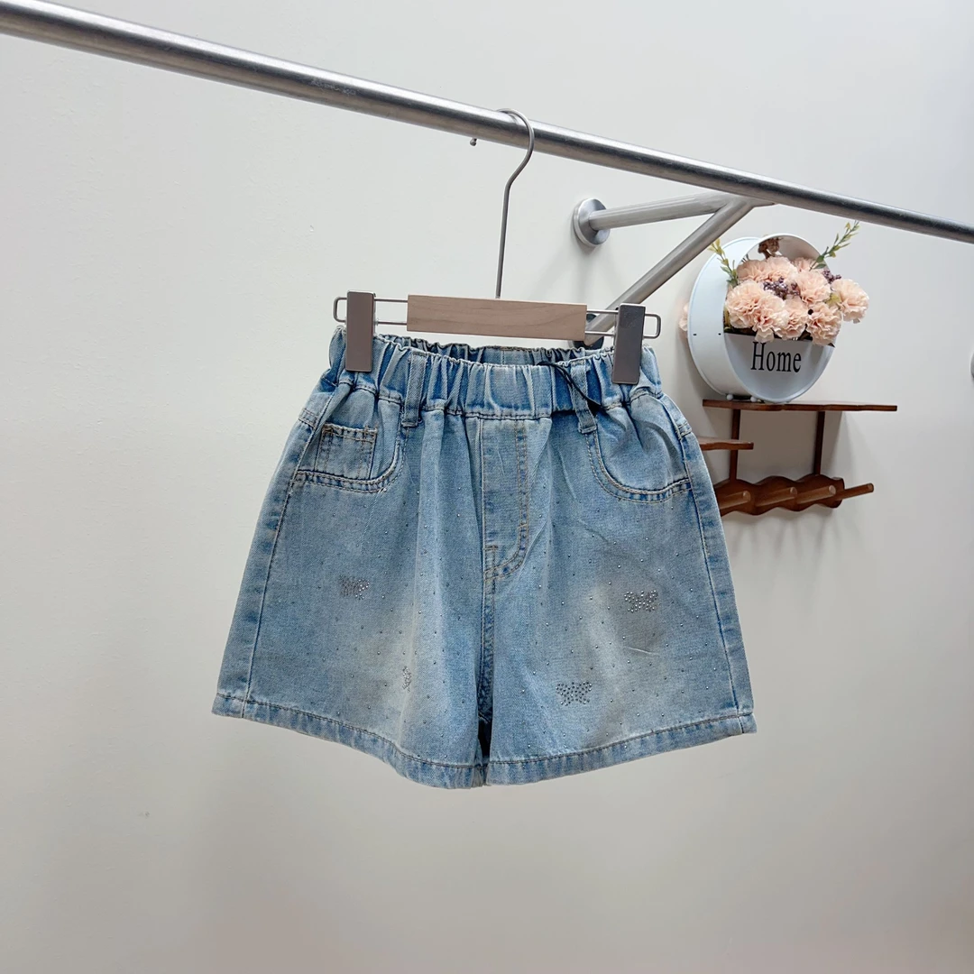 811女童夏季新款牛仔短裤~亮钻蝴蝶~