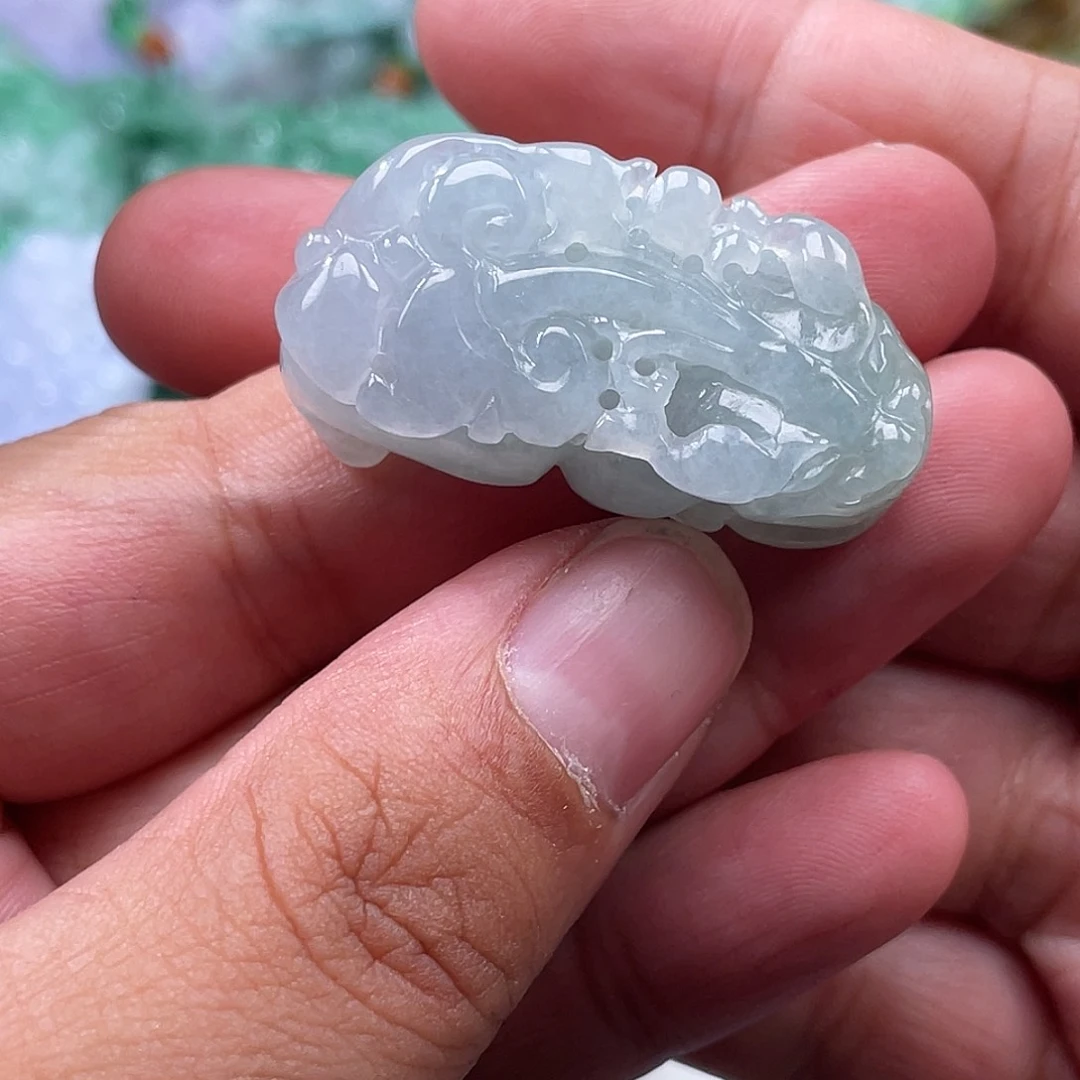 翡翠未镶嵌颈饰翡玉缘翡翠