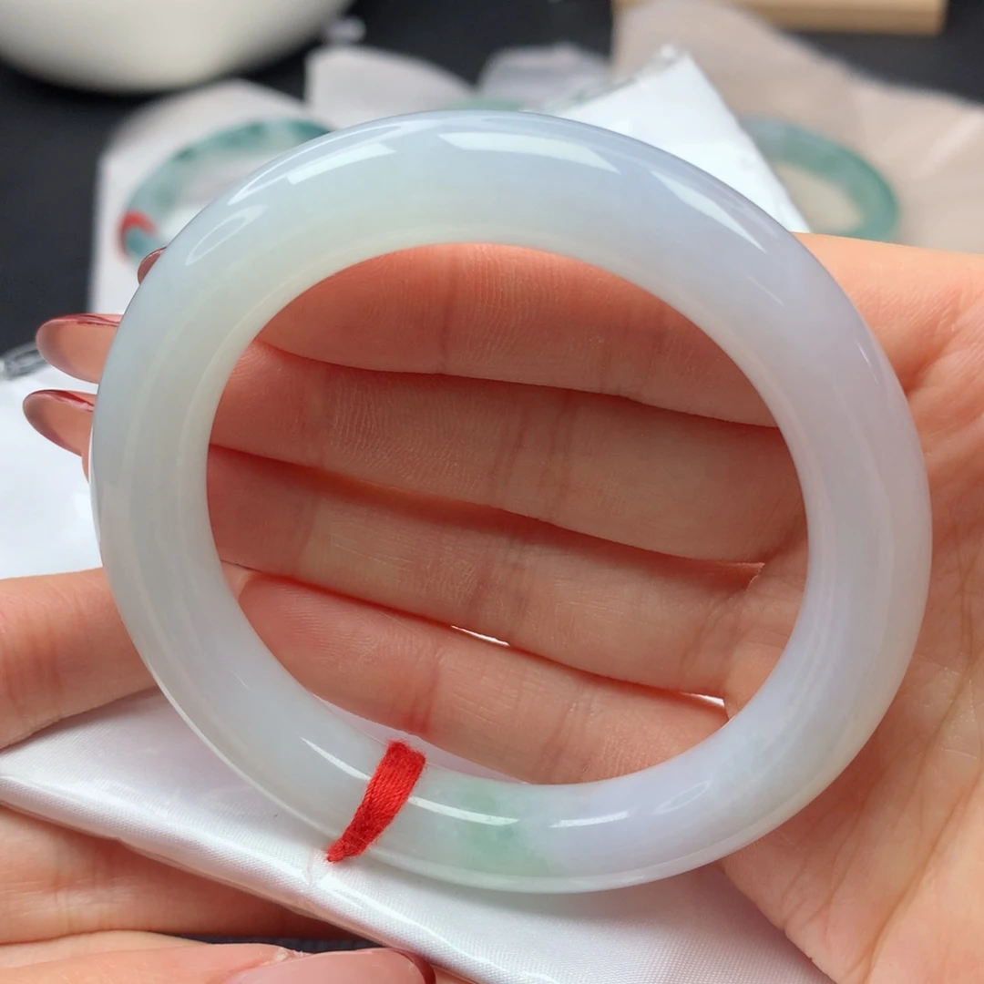 翡翠手镯未镶嵌57.7圆条