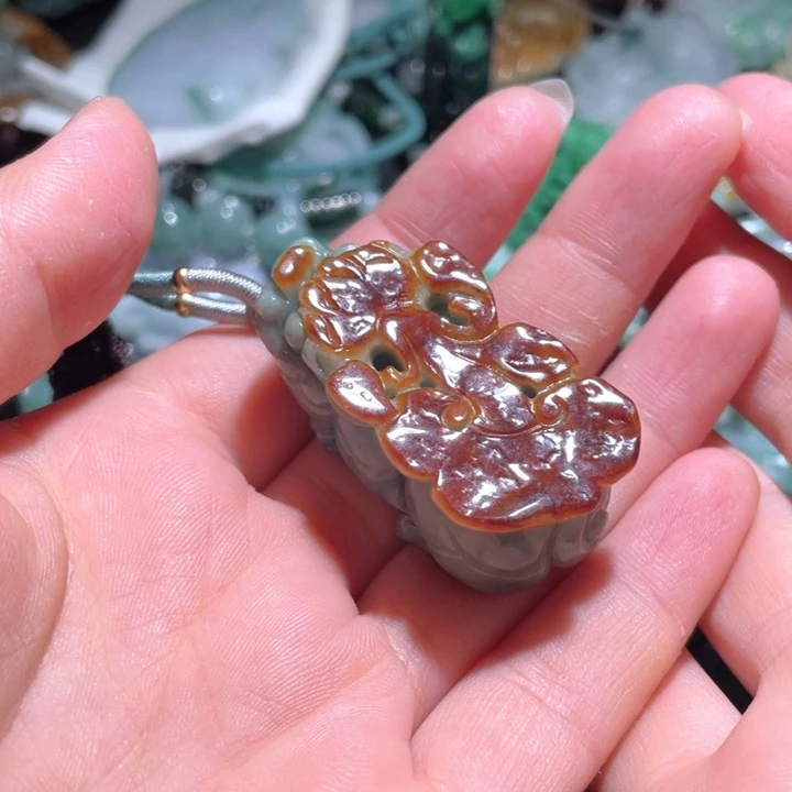 【闪购商品】翡翠颈饰未镶嵌天然翡翠