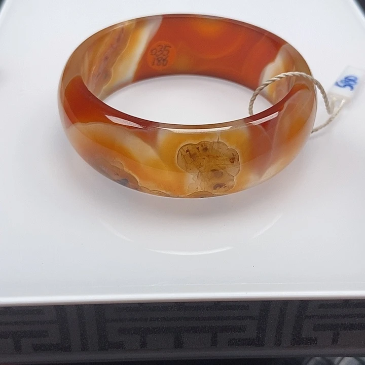 手镯玛瑙/玉髓未镶嵌
