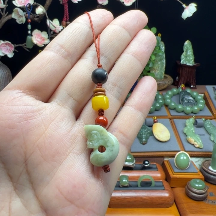 未镶嵌岫岩河磨玉（透闪石质玉）包链