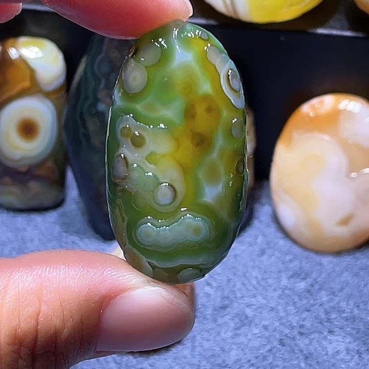 未镶嵌玛瑙/玉髓珠宝奇石