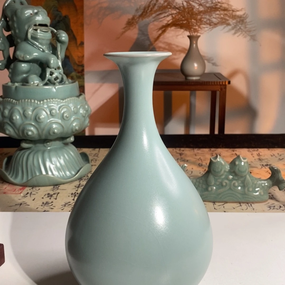 仿古天青玉壶春23.5cm