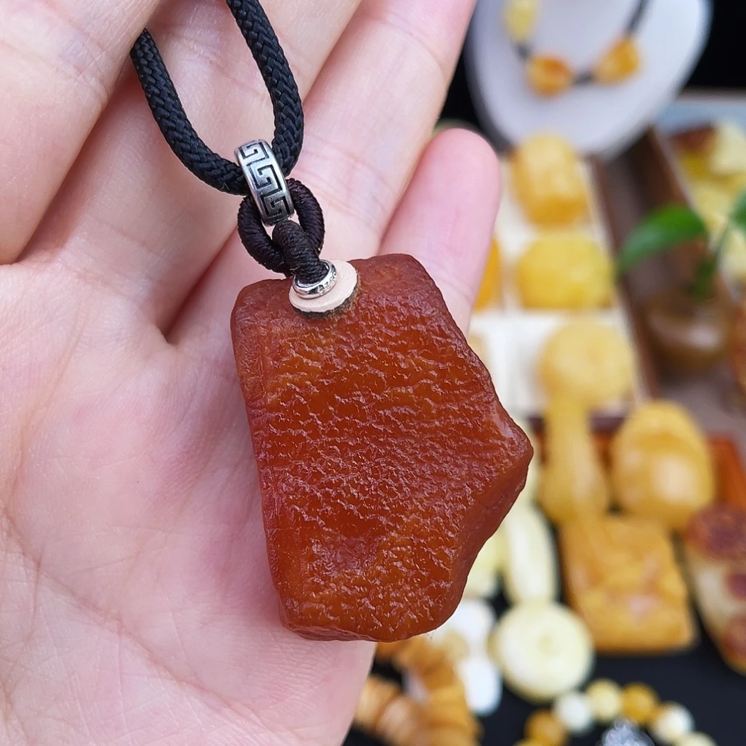 琥珀未镶嵌珠宝奇石