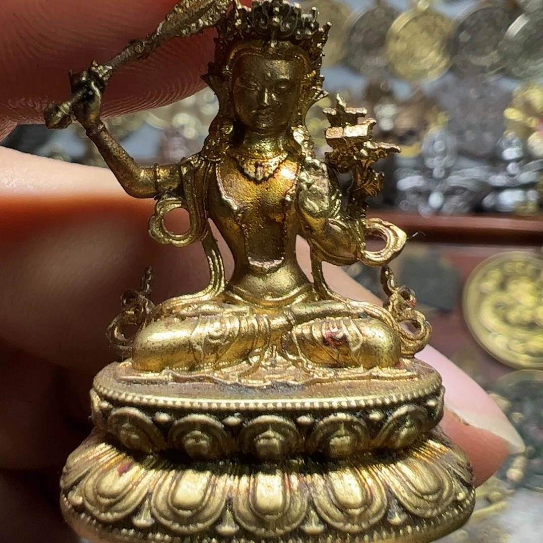 合金类啊哈哈真的好喜欢这个风格