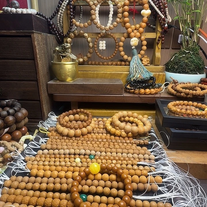 古***巷猴头核桃手串老型