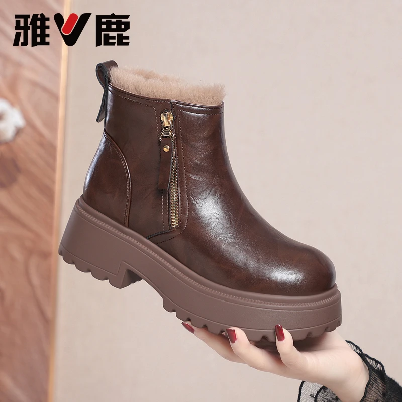 【雅鹿】冬季新款短靴女加绒保暖马丁靴厚底防滑勃肯靴时尚百搭棉靴