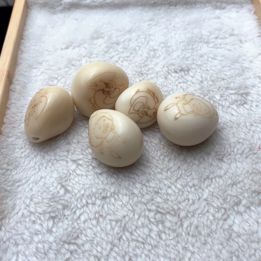 吊坠菩提根/象牙果原果把件40+
