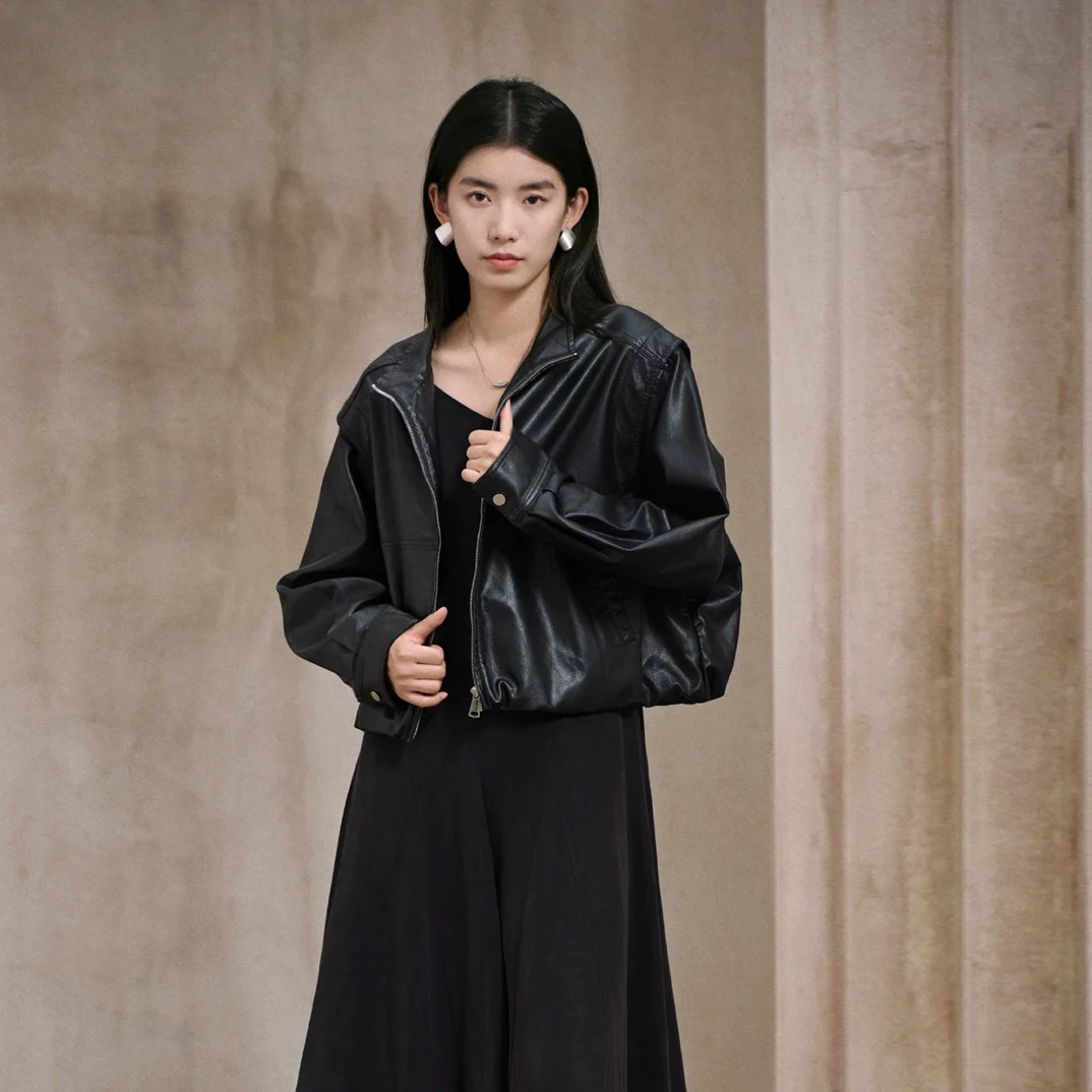 阿依莲时尚短款皮衣外套女25秋季新款可拆卸马甲上衣
