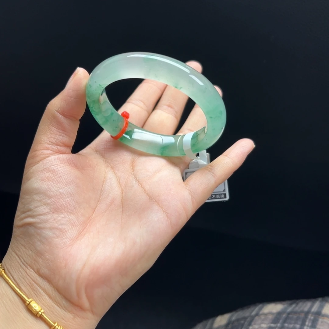 石英质玉未镶嵌手镯非洲翠5758