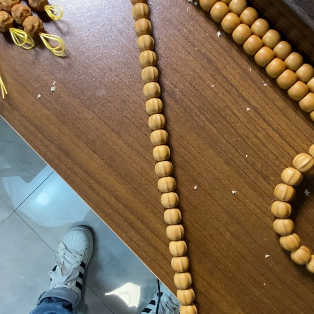 佳****手串猴头核桃鲨鱼