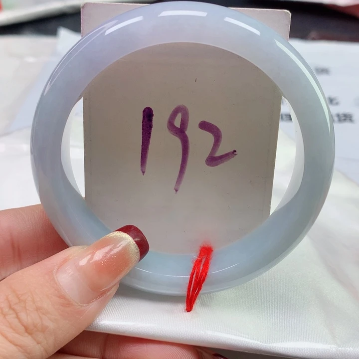 翡翠手镯未镶嵌天然翡翠57圈口