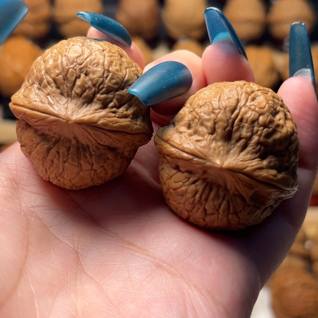 把件文玩核桃5x蟒纹虎头37尺