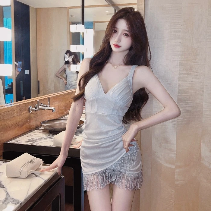 性感低胸吊带流苏拼接打底包臀裙女夏季修身显瘦别致连衣裙短裙子