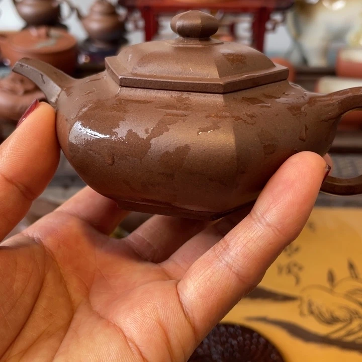 紫砂茶壶z****a黑星土六方