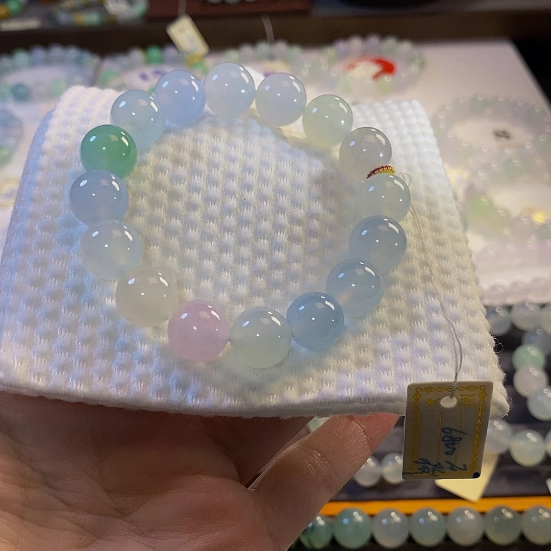 定制翡翠未镶嵌翡翠.