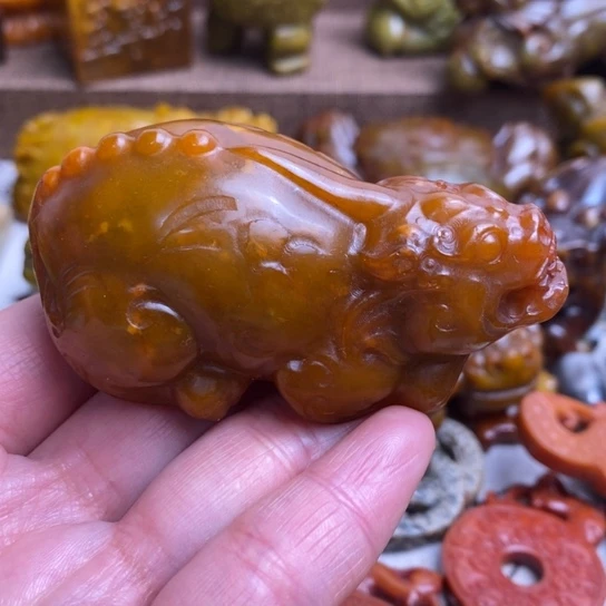 蛇纹石玉未镶嵌颈饰01