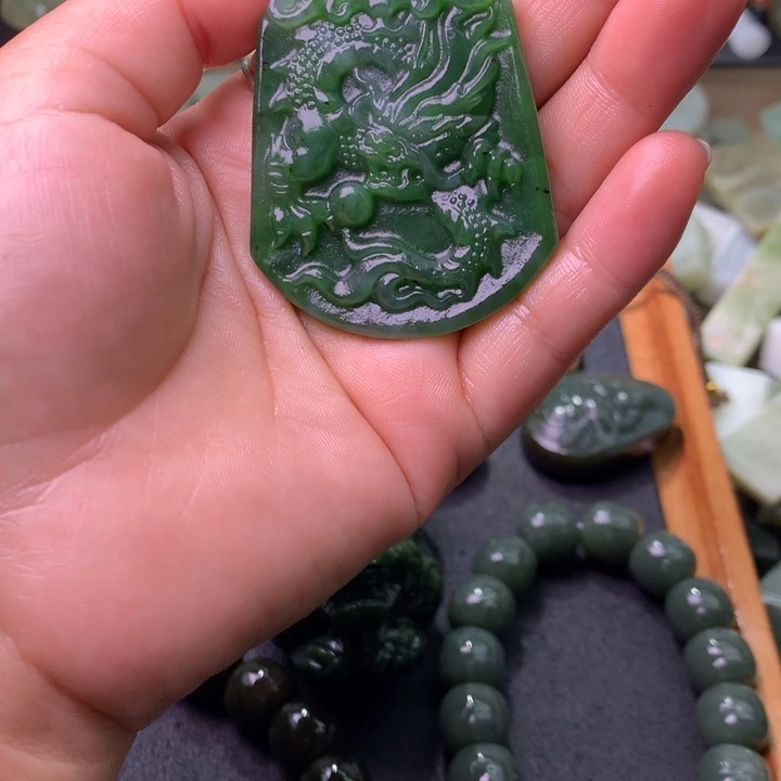 小***咪未镶嵌和田玉（糖玉）珠宝半成品