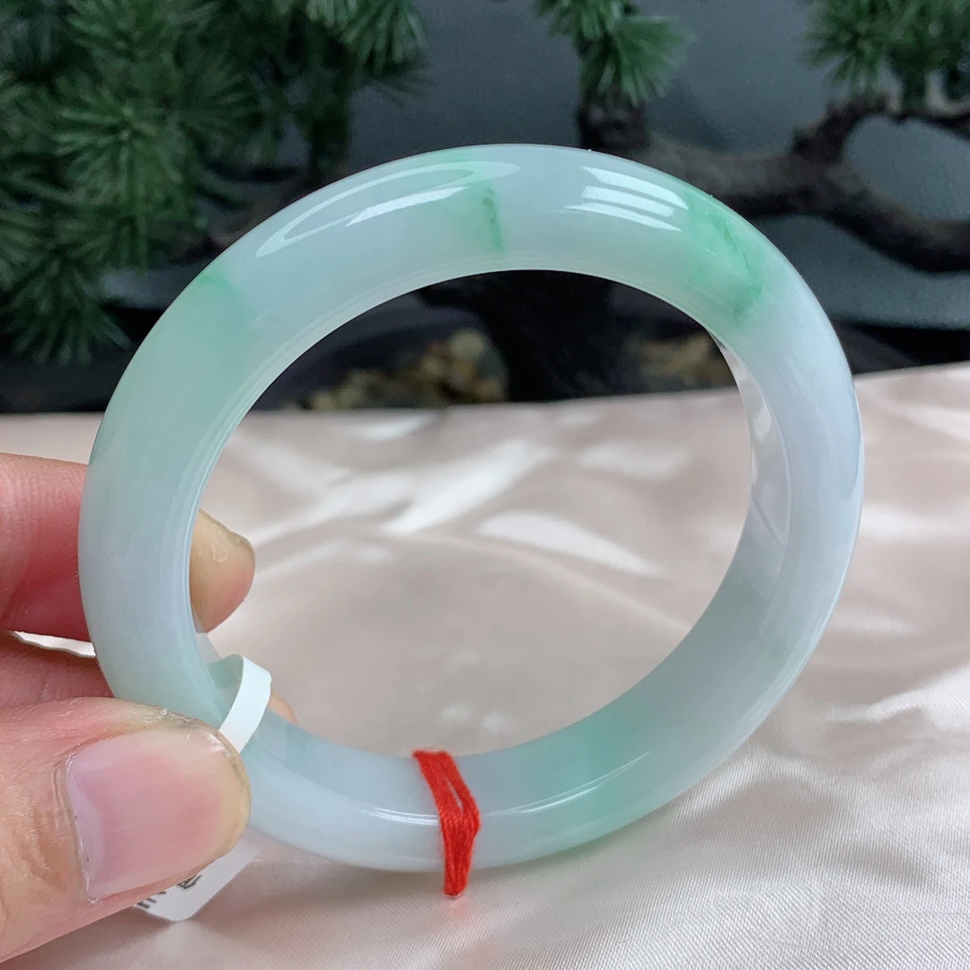 天然缅甸翡翠Ａ货手镯飘绿55圈口Ａ3938