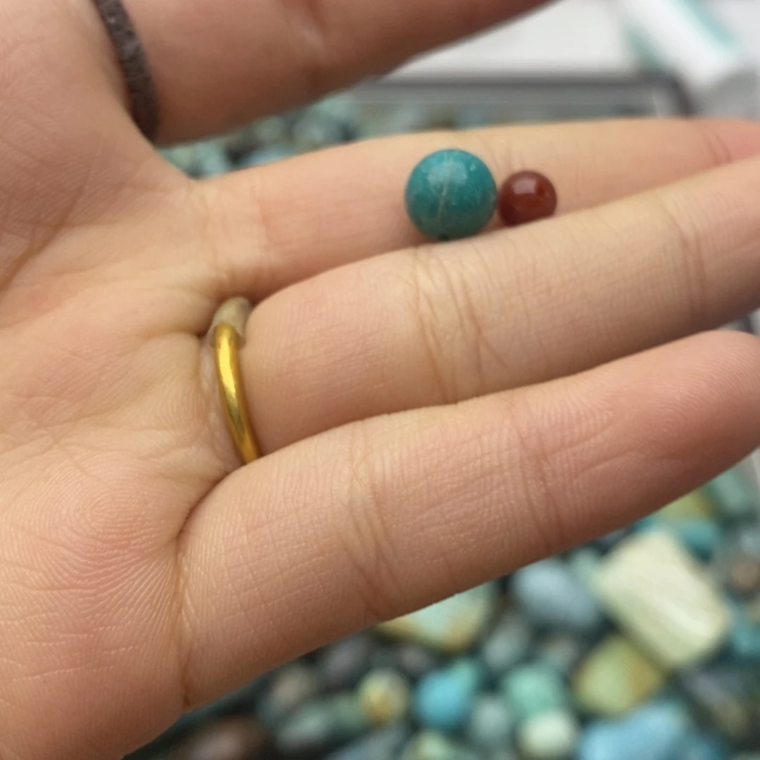 南红玛瑙未镶嵌珠宝奇石