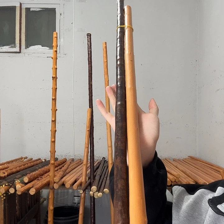 余***缘秦岭石山红荀子兔儿条