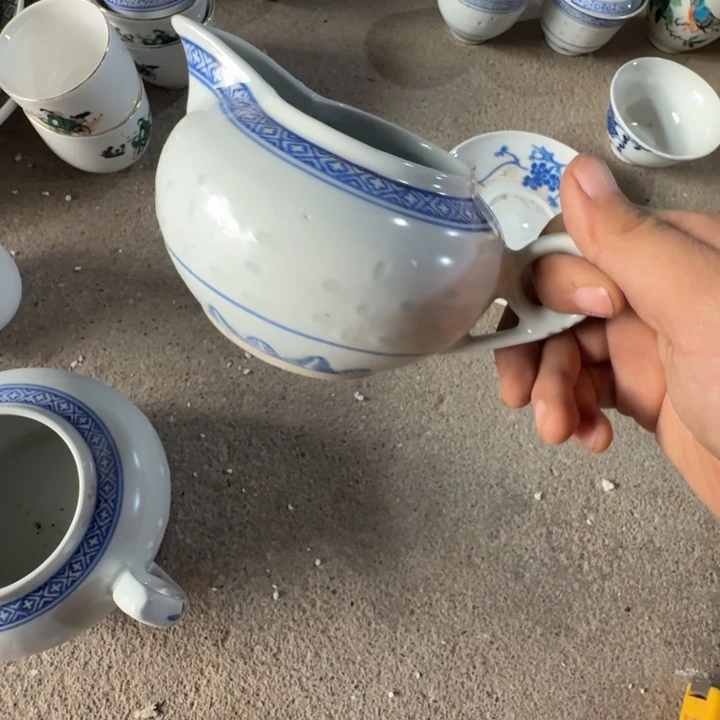 景德镇的陶瓷瓷器