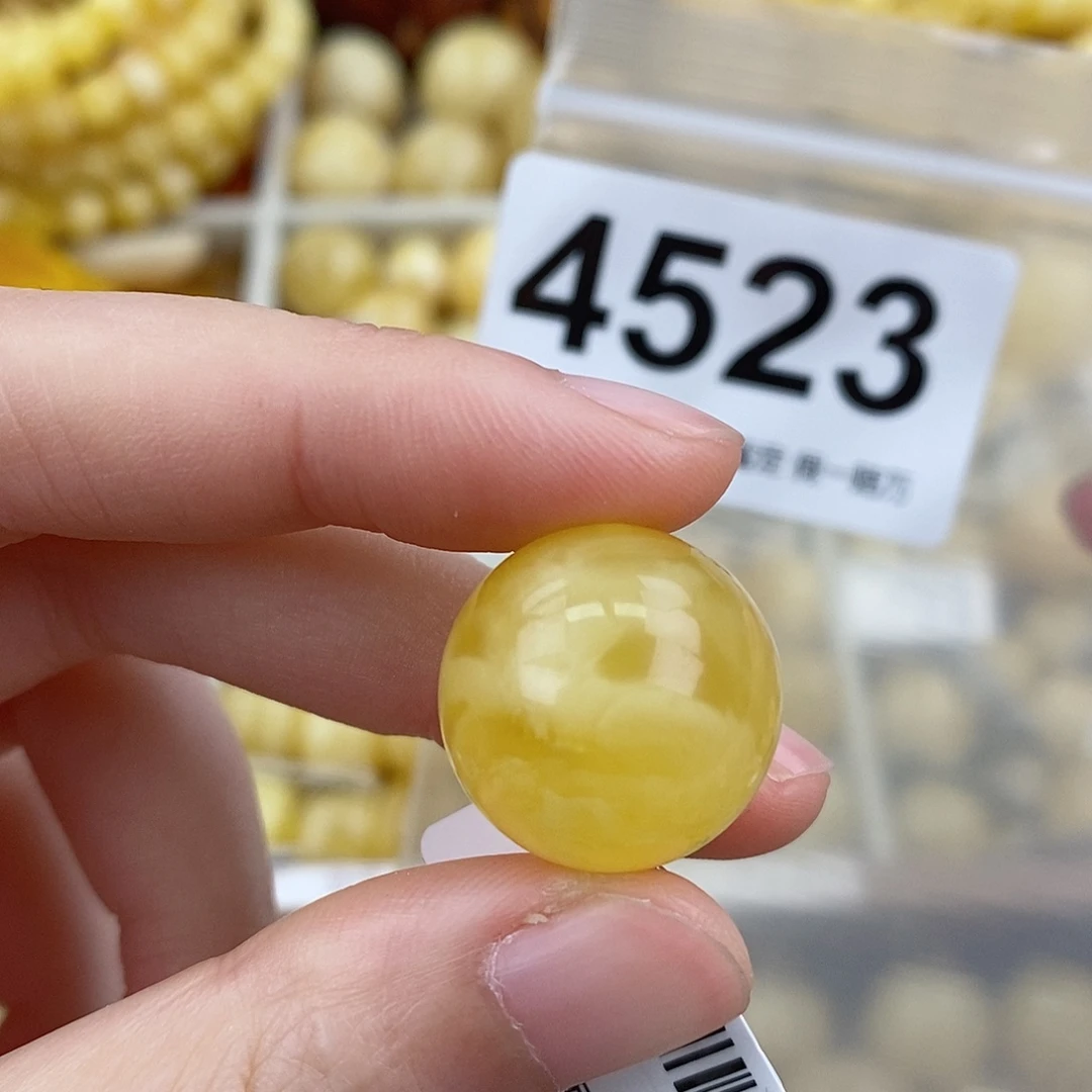 蜜蜡未镶嵌珠宝奇石19