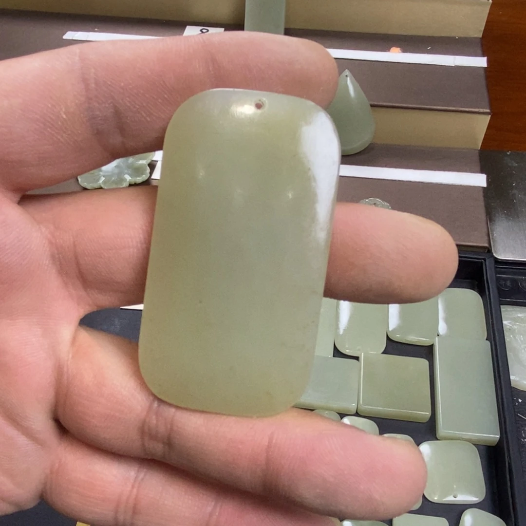 颈饰未镶嵌和田玉刘*军019