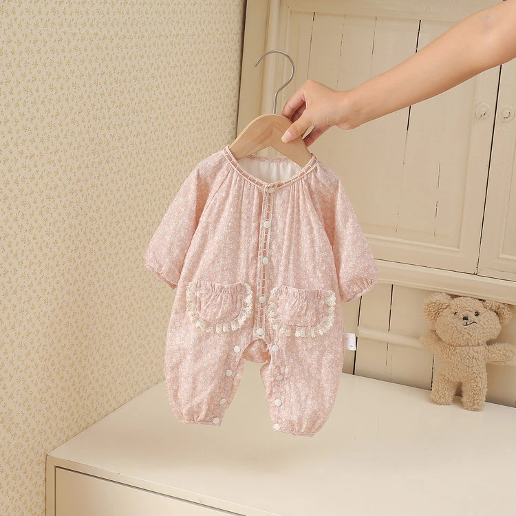 2025新款夏季婴儿连体衣粉色可爱宝宝外出服透气舒适爬服女宝