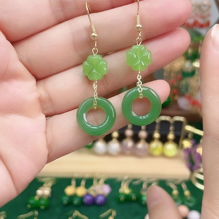 石英岩玉合金耳钉