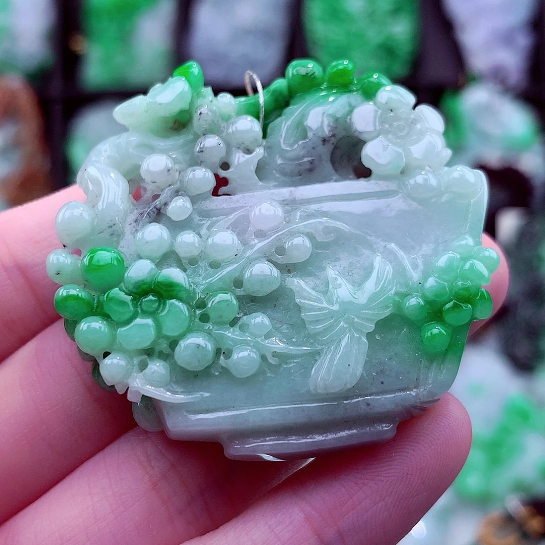 翡翠未镶嵌颈饰天然