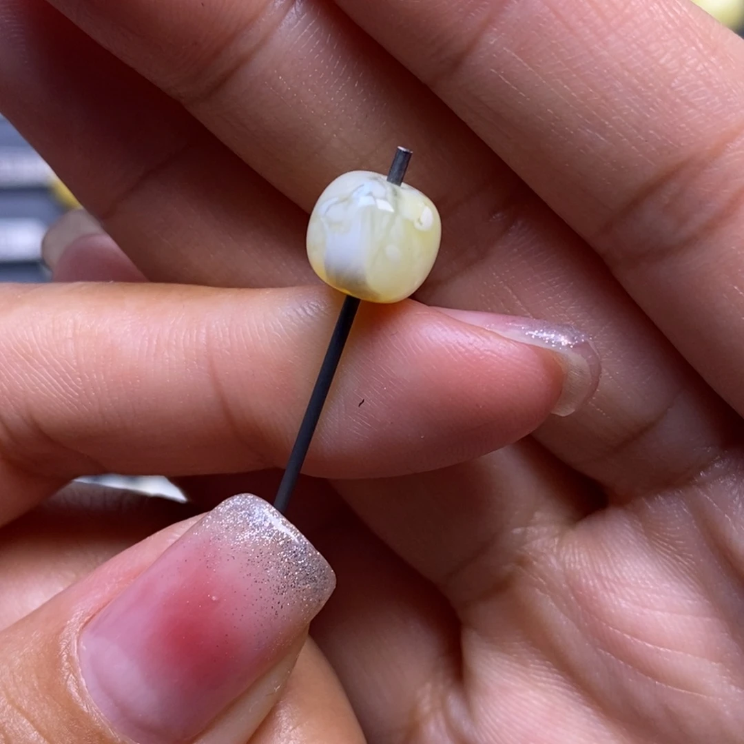 蜜蜡未镶嵌珠宝奇石金白妖花老型9.3*9.3mm