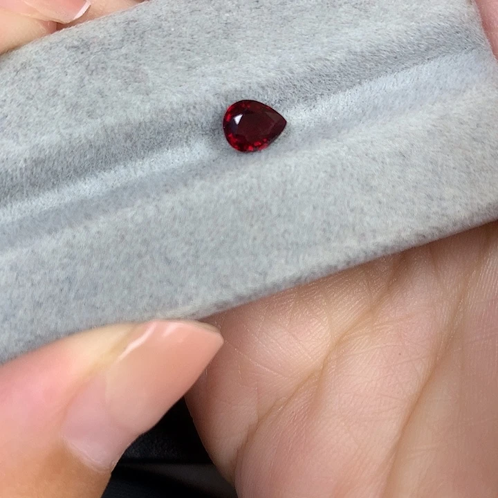 裸石未镶嵌红宝石0.73ct无烧鸽血红红宝石