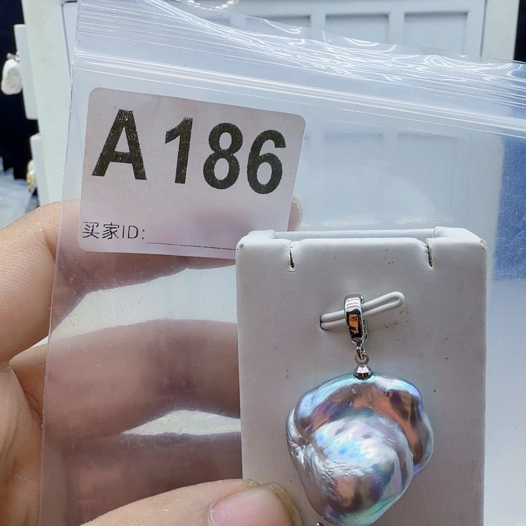 合金颈饰淡水珍珠