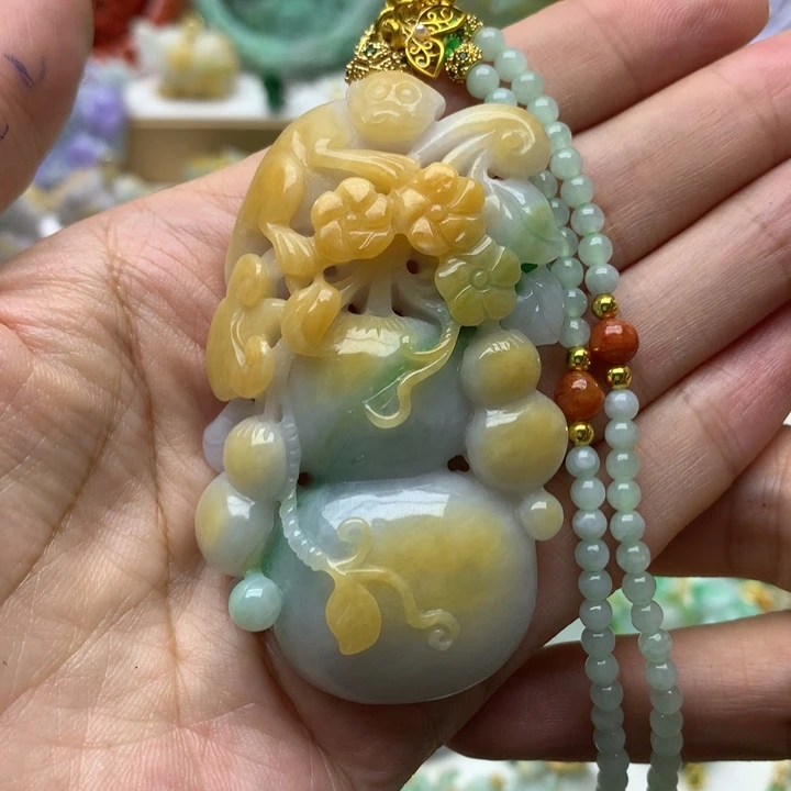 颈饰未镶嵌翡翠翡翠